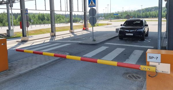 Новость о запрете на въезд в Финляндию на автомобиле стала для россиян ...